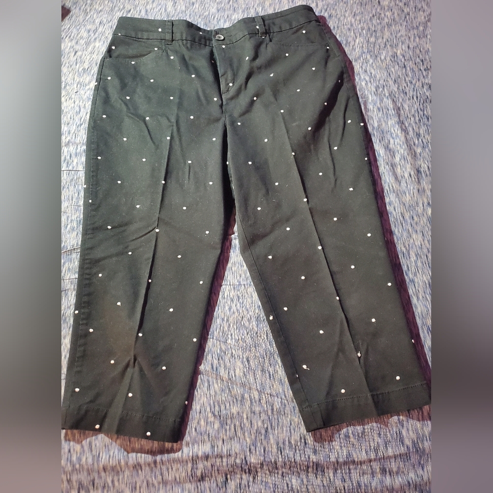 Croft & Barrow Black and White Capris with Dot Pattern